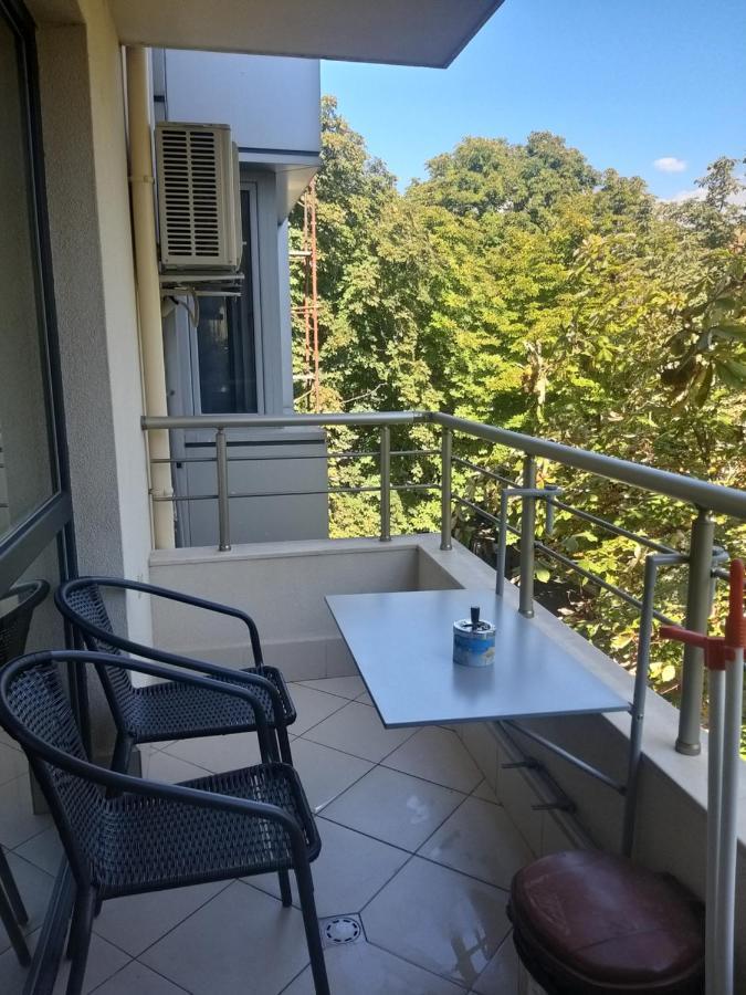 Apartment Center
