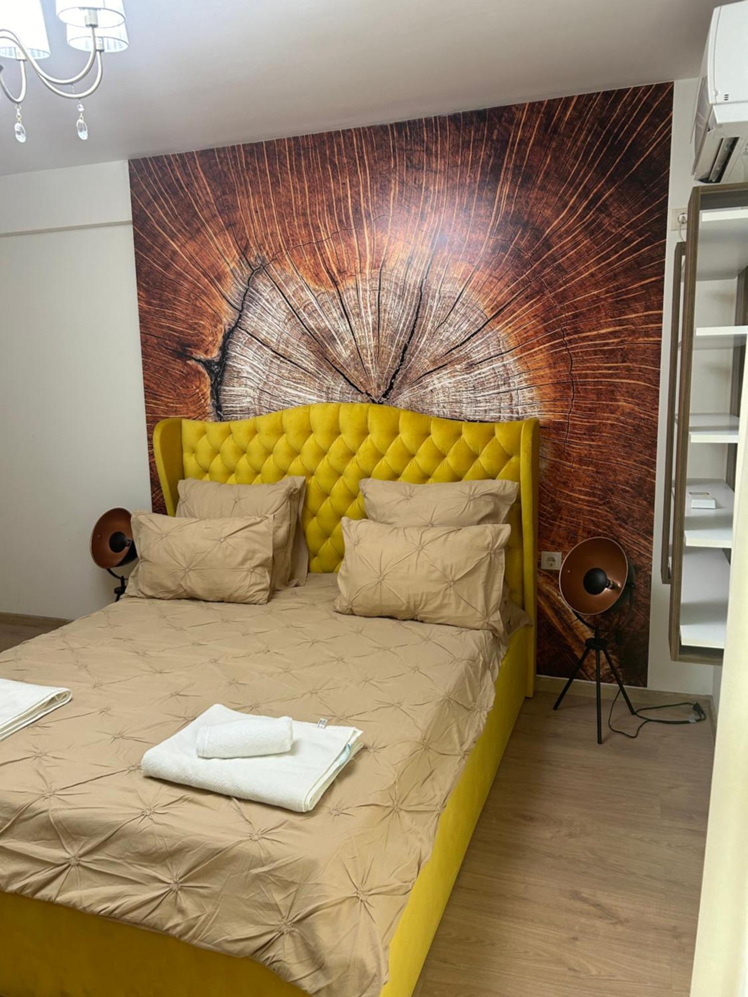 Center Apartment *