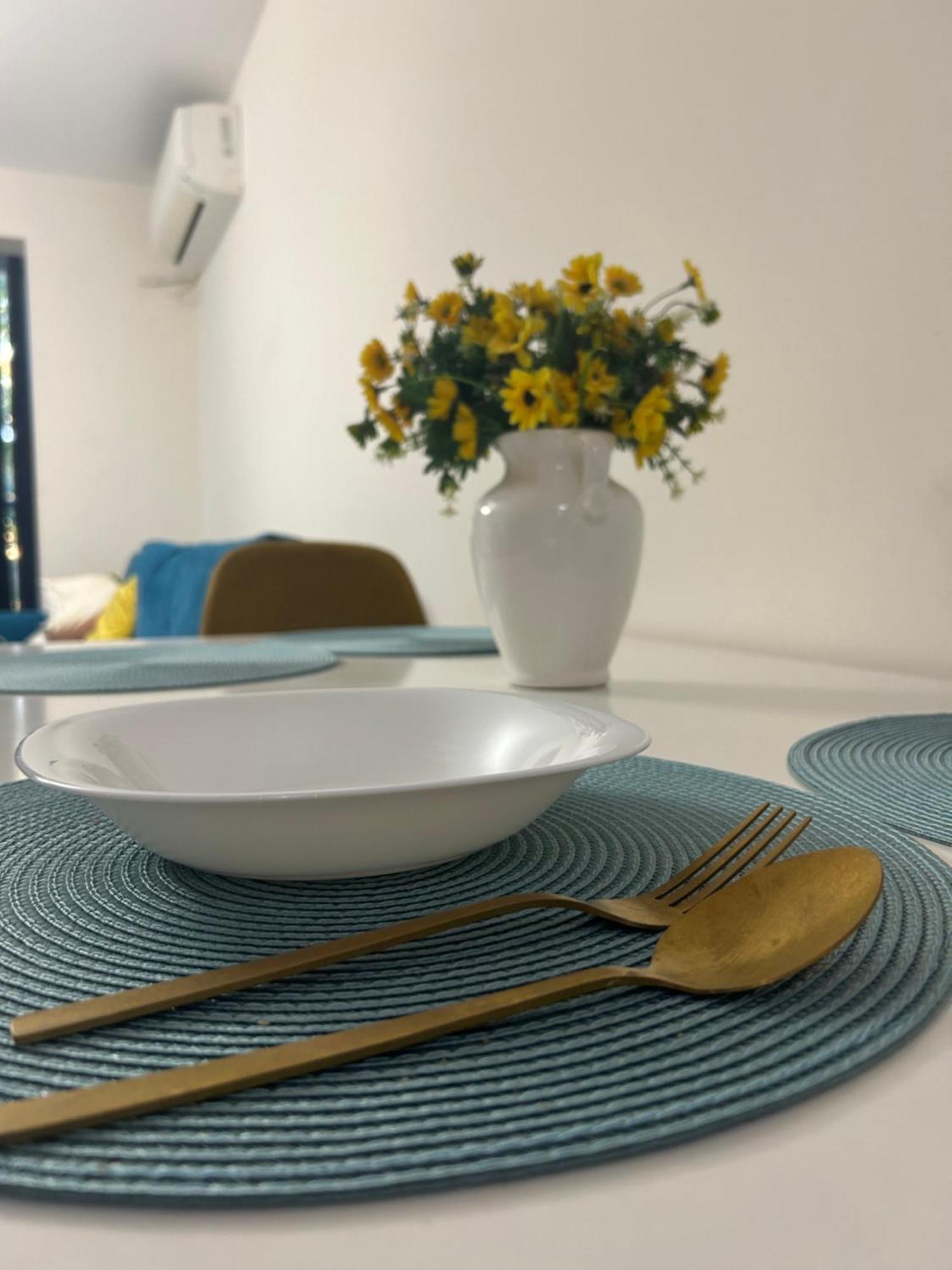 Center Apartment *